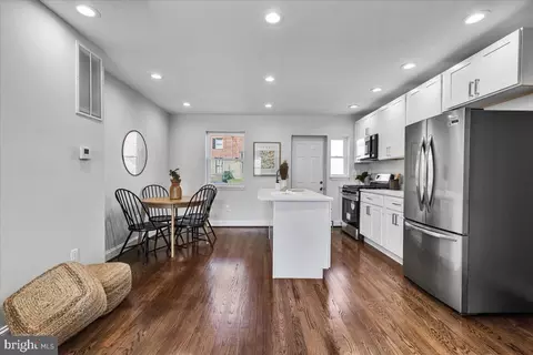 3908 Rokeby Rd, Baltimore, MD 21229 photo 5