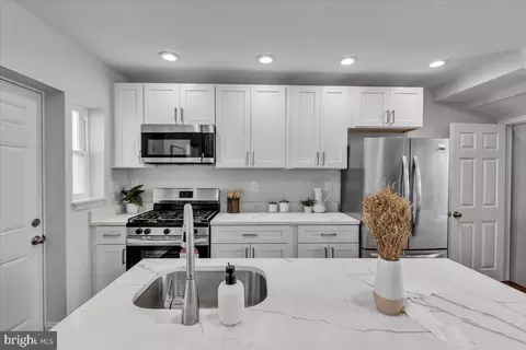 3908 Rokeby Rd, Baltimore, MD 21229 photo 10