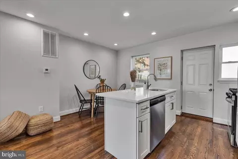 3908 Rokeby Rd, Baltimore, MD 21229 photo 7
