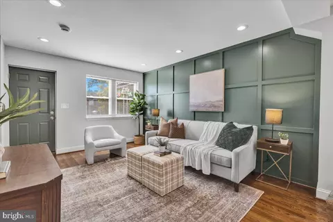 3908 Rokeby Rd, Baltimore, MD 21229 photo 3