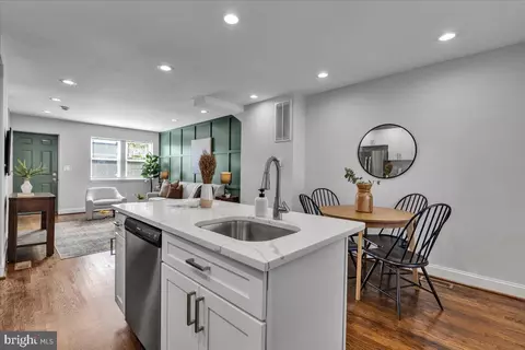 3908 Rokeby Rd, Baltimore, MD 21229 photo 8
