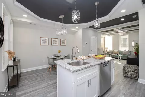 768 Linnard St, Baltimore, MD 21229 photo 2