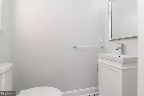 768 Linnard St, Baltimore, MD 21229 photo 17
