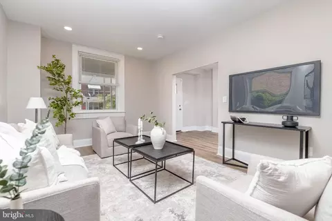 Living - 5504 Ready Ave, Baltimore, MD 21212 photo 2 of 2