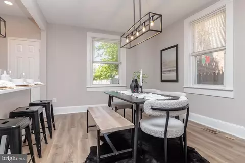 Dining - 5504 Ready Ave, Baltimore, MD 21212 photo 2 of 3
