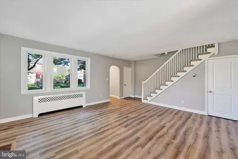 4811 Coleherne Rd, Baltimore, MD 21229 photo 4