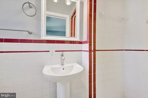 4811 Coleherne Rd, Baltimore, MD 21229 photo 18