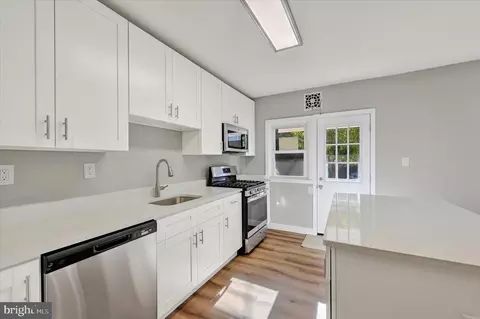 4811 Coleherne Rd, Baltimore, MD 21229 photo 10