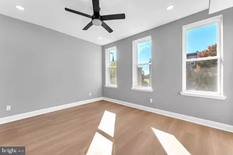 Living - 1014 E Preston St, Baltimore, MD 21202 photo 3 of 5
