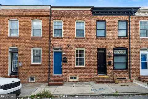 910 S Curley St, Baltimore, MD 21224