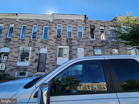 2433 E Hoffman St, Baltimore, MD 21213
