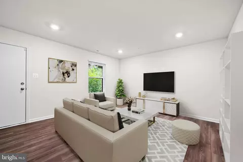 609 Mozart Way, Baltimore, MD 21224 photo 4