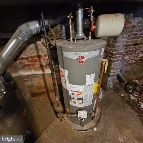 Other - 3718 E Lombard St, Baltimore, MD 21224 photo 6 of 10
