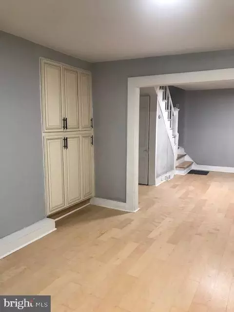 Entry Way - 267 Mccurley St, Baltimore, MD 21229 photo 1 of 7