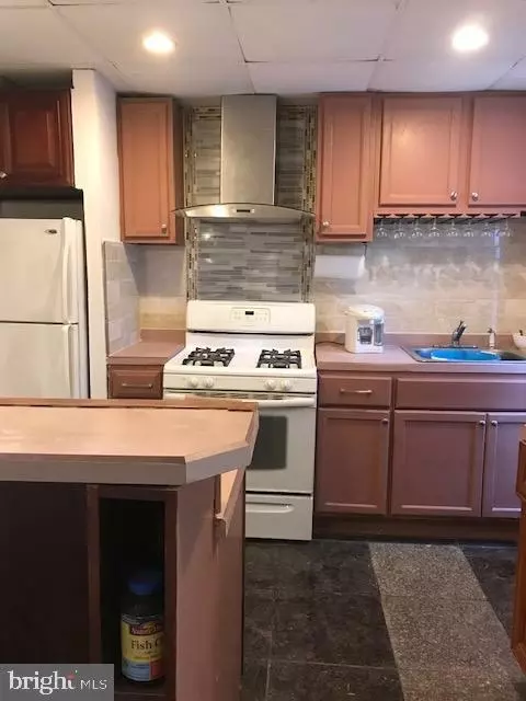 Kitchen - 267 Mccurley St, Baltimore, MD 21229 photo 1 of 3