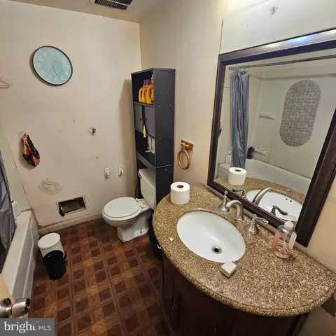 Bath - 3705 E Lombard St, Baltimore, MD 21224 photo 1 of 1