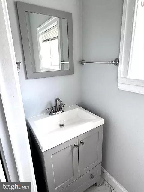 326 Mount Holly St, Baltimore, MD 21229 photo 6