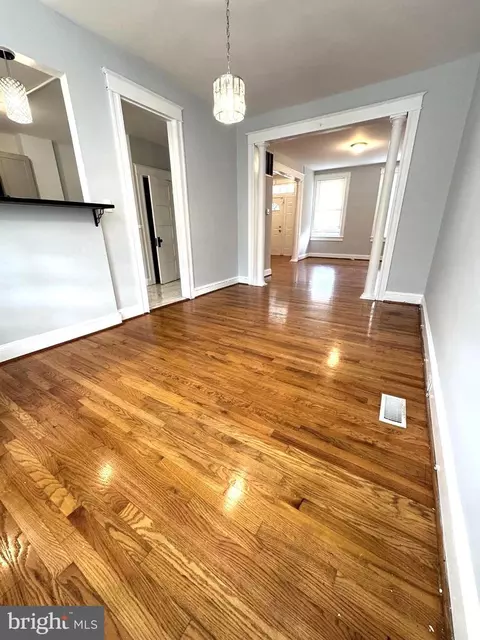 326 Mount Holly St, Baltimore, MD 21229 photo 5