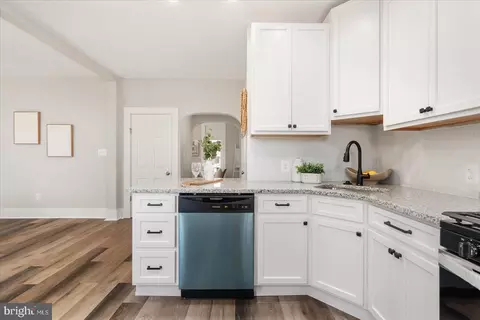 4607 Elsrode Ave, Baltimore, MD 21214 photo 17