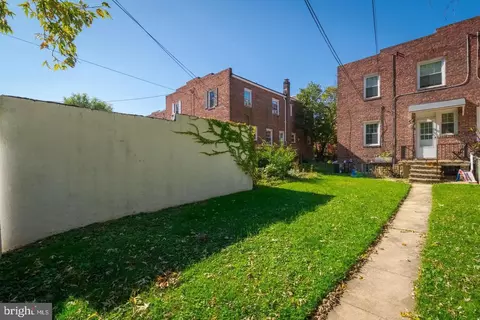 4627 Harcourt Rd, Baltimore, MD 21214 photo 40