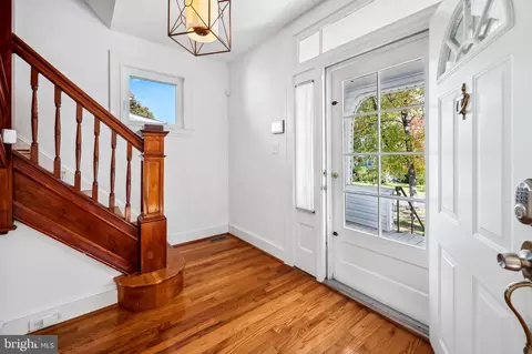 Entry Way - 5220 Tramore Rd, Baltimore, MD 21214 photo 1 of 4