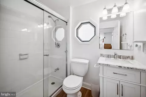 Bath - 5220 Tramore Rd, Baltimore, MD 21214 photo 1 of 1