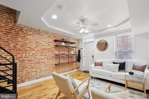 Entry Way - 602 Wyeth St, Baltimore, MD 21230 photo 1 of 5