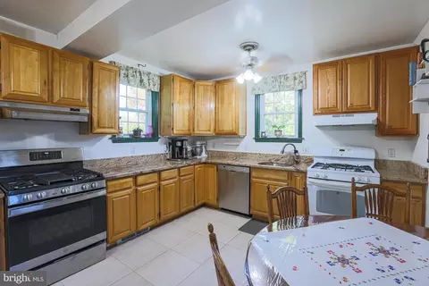 Kitchen - 3820 Menlo Dr, Baltimore, MD 21215 photo 2 of 2