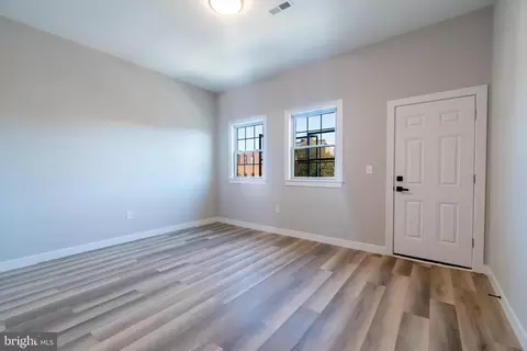 2037 Mcculloh St, Baltimore, MD 21217 photo 18
