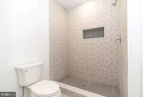 2037 Mcculloh St, Baltimore, MD 21217 photo 35