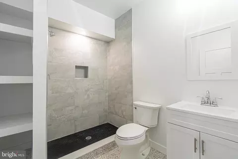 2037 Mcculloh St, Baltimore, MD 21217 photo 8