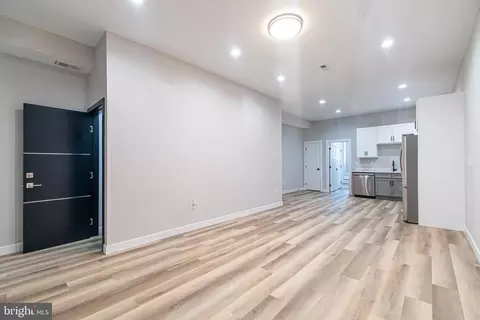 2037 Mcculloh St, Baltimore, MD 21217 photo 11