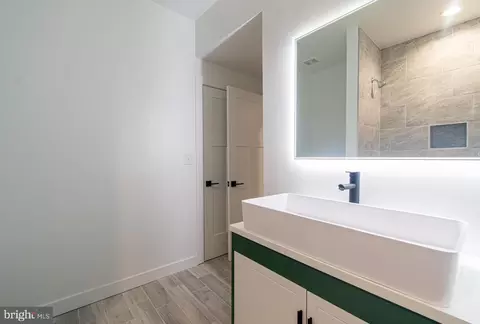 2037 Mcculloh St, Baltimore, MD 21217 photo 21