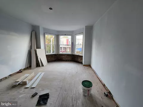 Living - 3033 Grayson St, Baltimore, MD 21216 photo 1 of 1