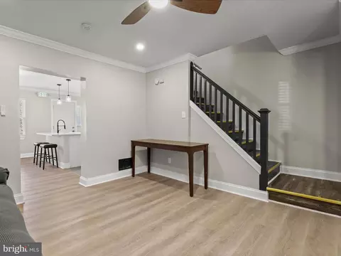 Entry Way - 614 Cheraton Rd, Baltimore, MD 21225 photo 1 of 2