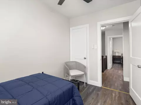 Bedroom - 614 Cheraton Rd, Baltimore, MD 21225 photo 4 of 7