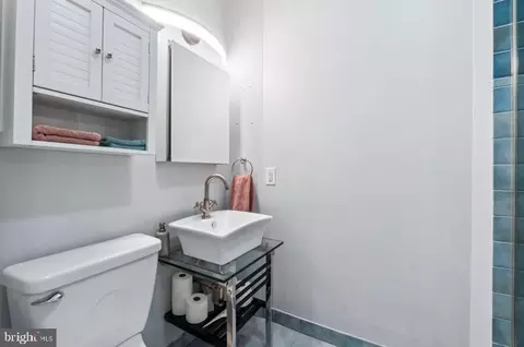 Bath - 320 S Lehigh St, Baltimore, MD 21224 photo 1 of 3