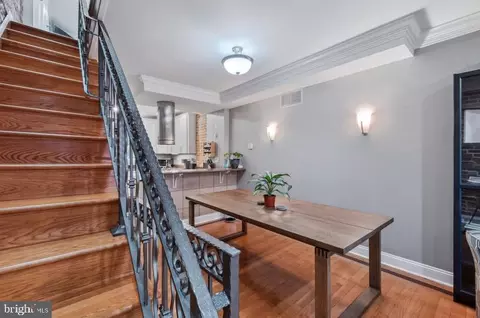 Entry Way - 320 S Lehigh St, Baltimore, MD 21224 photo 9 of 11