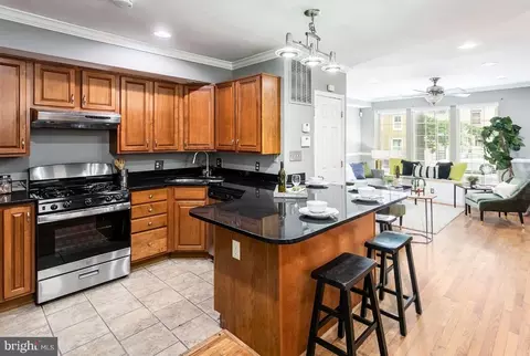 509 S Patterson Park Ave, Baltimore, MD 21231