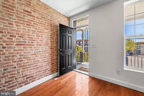 Entry Way - 3336 Keswick Rd, Baltimore, MD 21211 photo 1 of 8