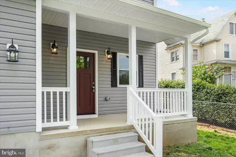 Exterior - 6812 Everall Ave, Baltimore, MD 21206 photo 5 of 7