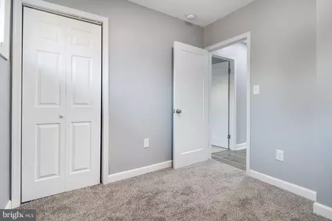 Entry Way - 5528 Plainfield Ave, Baltimore, MD 21206 photo 2 of 2