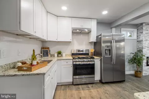 Kitchen - 5528 Plainfield Ave, Baltimore, MD 21206 photo 6 of 6