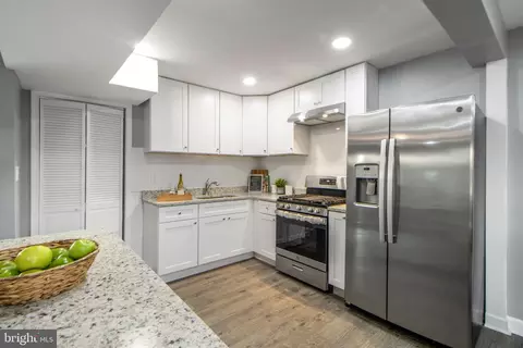 Kitchen - 5528 Plainfield Ave, Baltimore, MD 21206 photo 5 of 6
