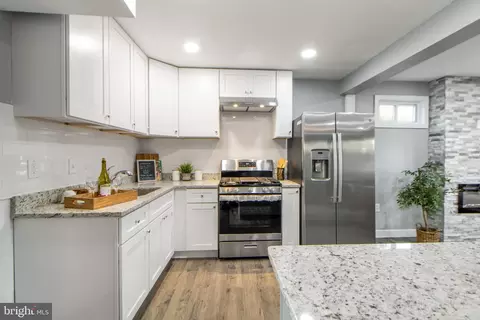 Kitchen - 5528 Plainfield Ave, Baltimore, MD 21206 photo 3 of 6