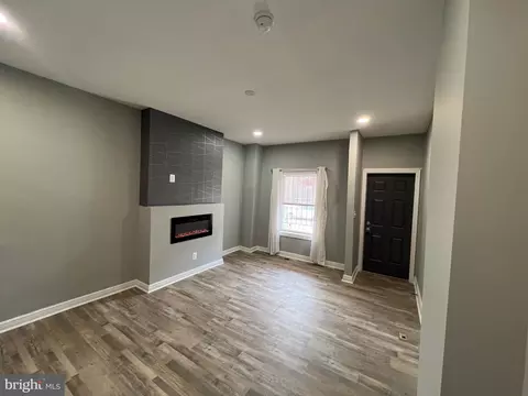 Living - 1719 N Monroe St, Baltimore, MD 21217 photo 5 of 7