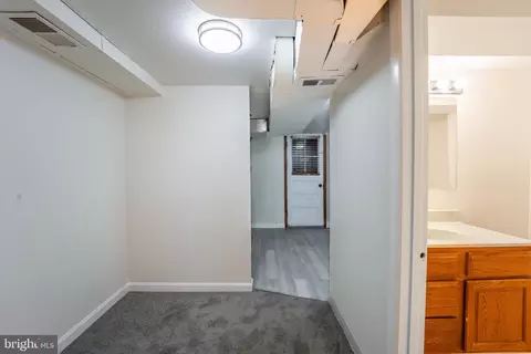 422 Kane St, Baltimore, MD 21224 photo 22