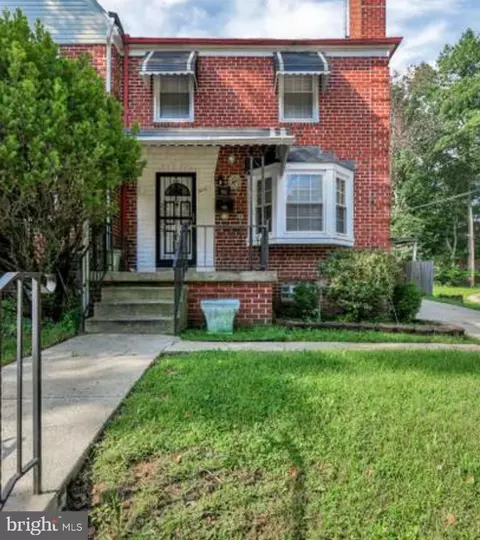 900 Nottingham Rd, Baltimore, MD 21229