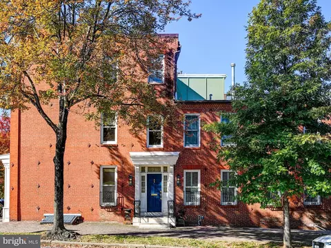 Exterior - 228 Warren Ave, Baltimore, MD 21230 photo 3 of 6