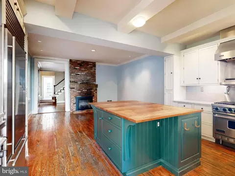 Kitchen - 228 Warren Ave, Baltimore, MD 21230 photo 9 of 9